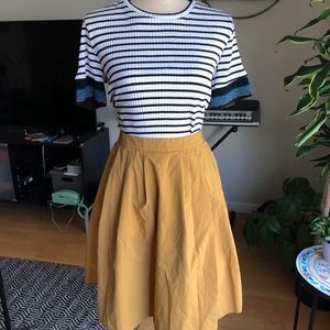 Uniqlo hello flare skirt